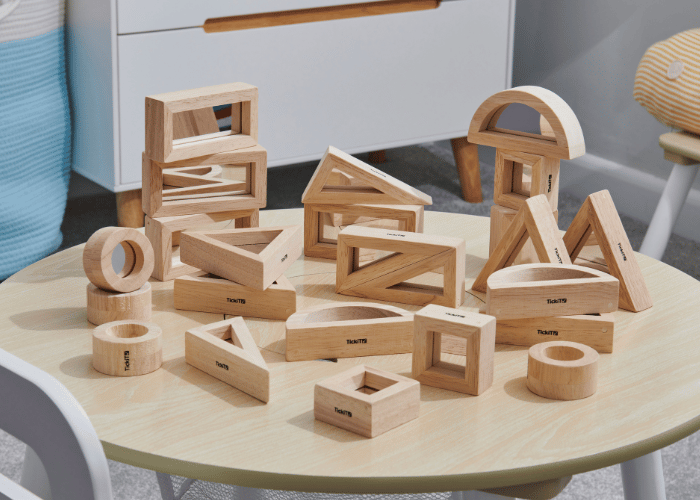 Montessori toy- tickit mirror blocks